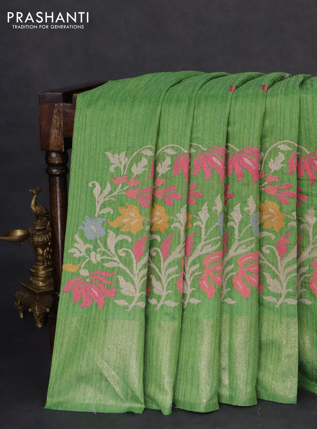 Matka tussar saree green with embroidery buttas and embroidery pallu & zari border