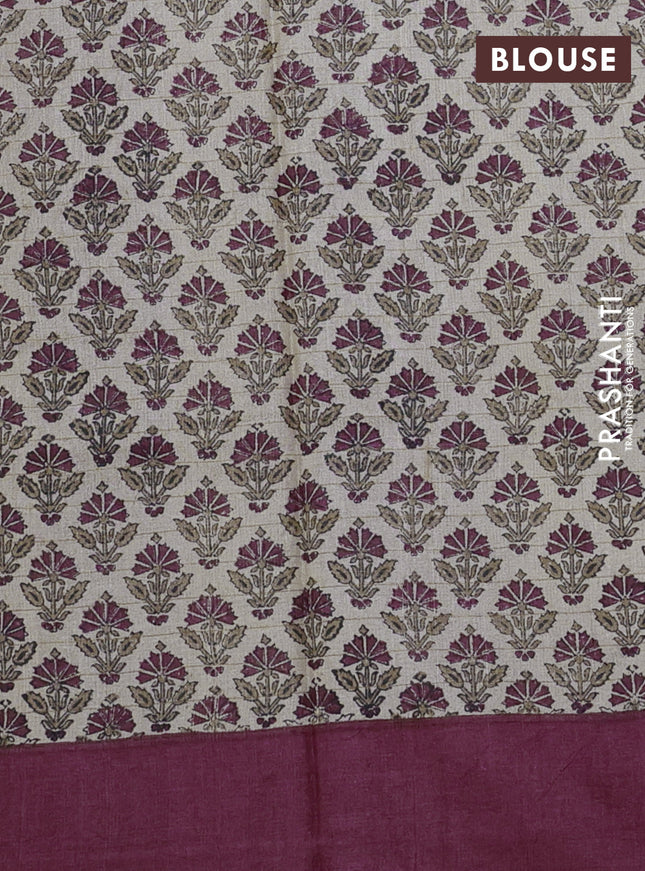 Pure tussar silk saree maroon and beige with allover zari checked pattern and printed butta border