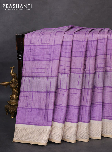 Semi matka saree lavender and beige with allover geometric prints and zari woven border