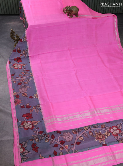 Mangalgiri silk cotton saree light pink and grey with plain body and temple design kalamkari printed applique border
