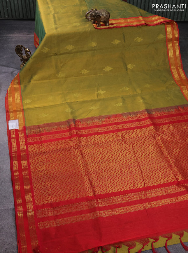 10 Yards silk cotton saree dual shade of green and red with plain body and rettapet zari woven border