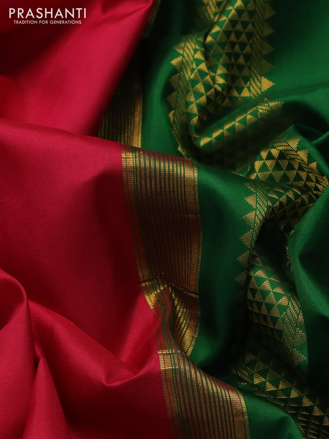 10 yards silk saree dark pink and green with plain body and zari woven korvai border