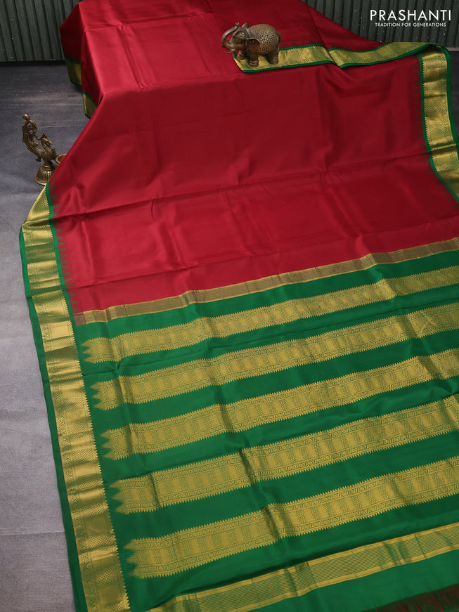 10 yards silk saree maroon and green with plain body and temple design zari woven border