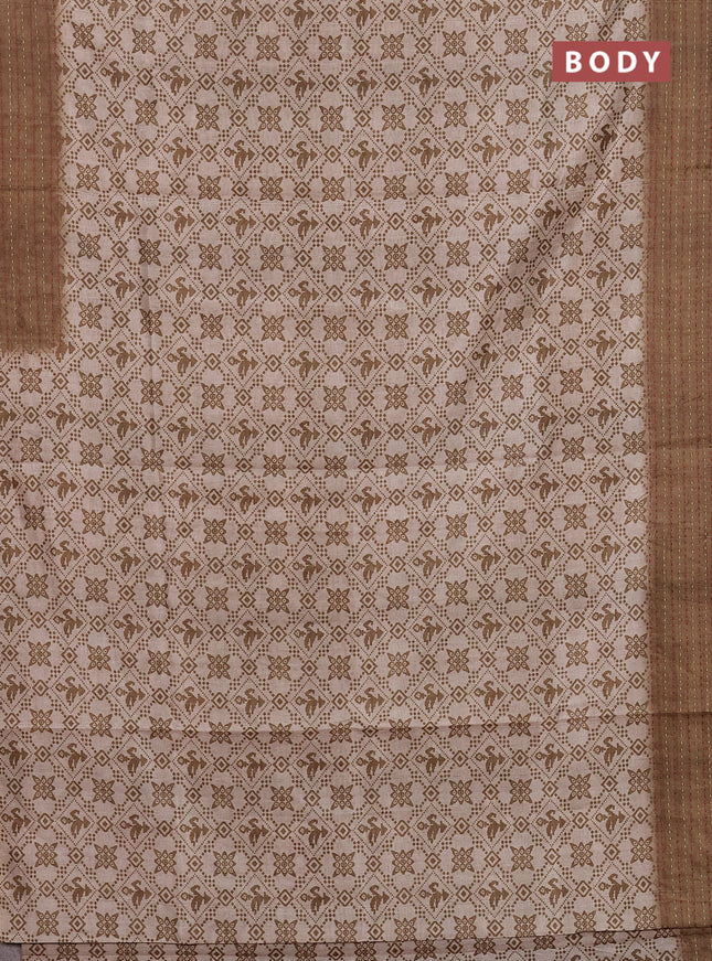 Semi tussar saree beige and mehendi green with allover prints and kantha stitch work border