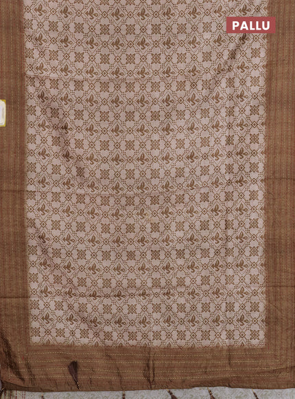 Semi tussar saree beige and mehendi green with allover prints and kantha stitch work border