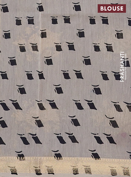 Chanderi bagru saree beige and blue with allover floral butta prints and maheswari border