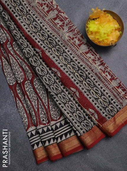 Chanderi bagru saree maroon and cream with allover prints and maheswari border