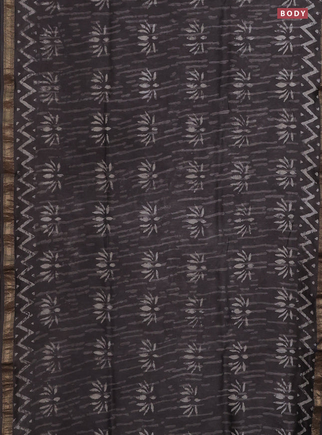 Chanderi bagru saree grey with allover dabu prints and mageshwari border