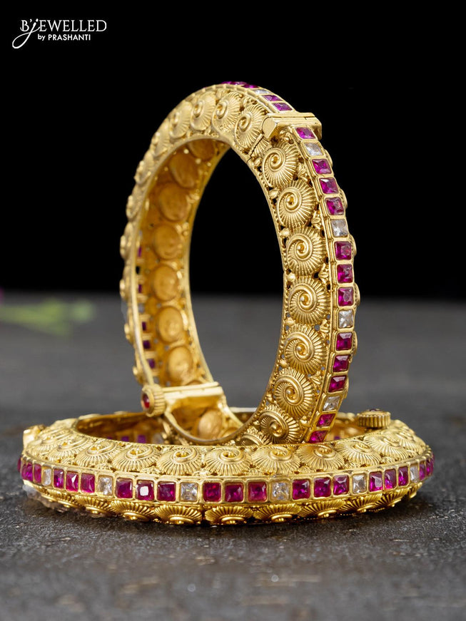 Antique screw type bangles with pink kemp and cz stones - {{ collection.title }} by Prashanti Sarees