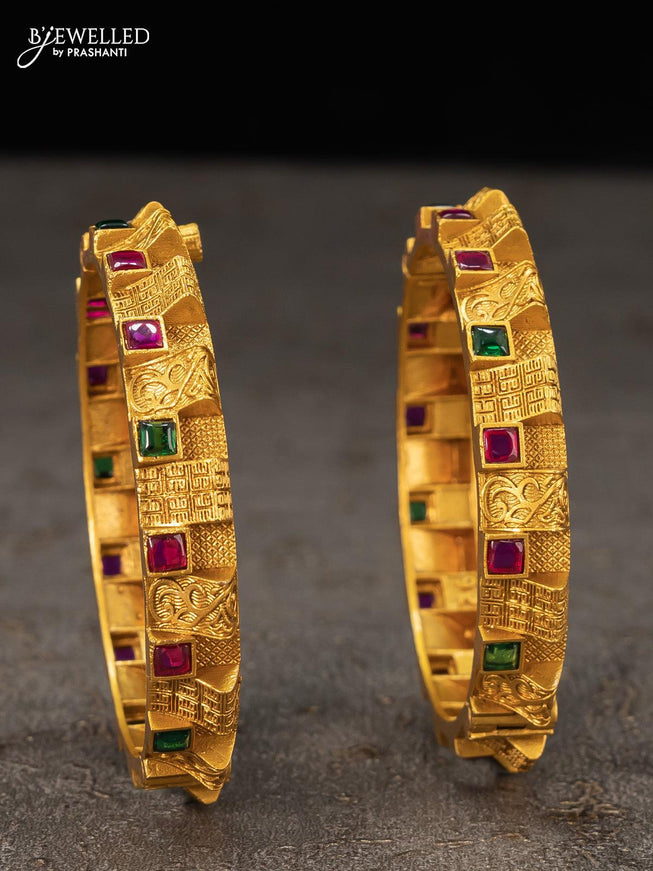 Antique screw type bangles with kemp stones - {{ collection.title }} by Prashanti Sarees