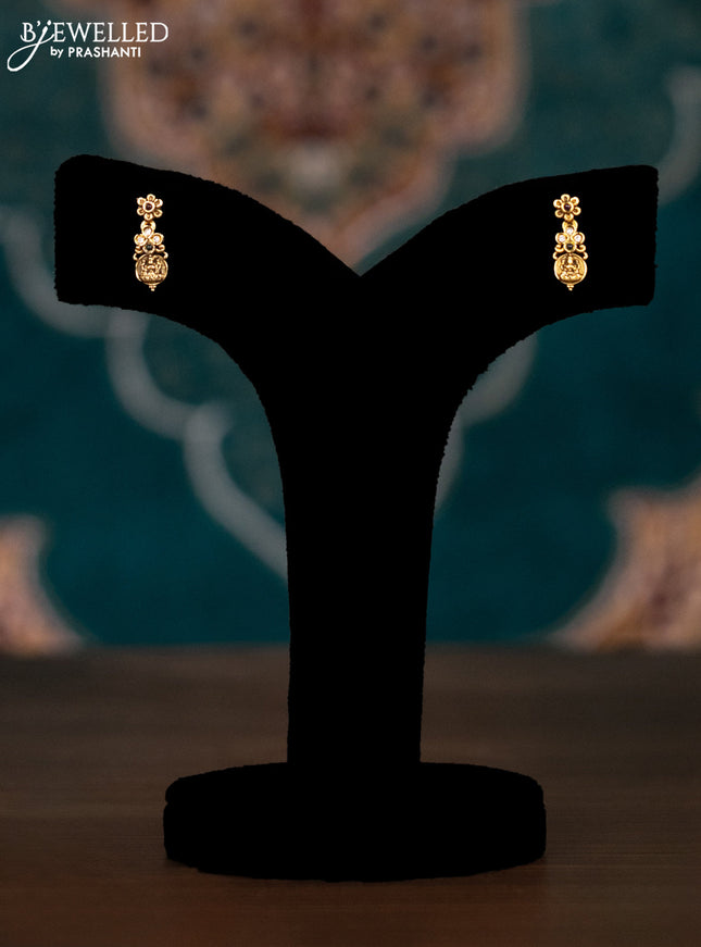 Antique necklace with lakshmi kasu design and kemp & cz stones