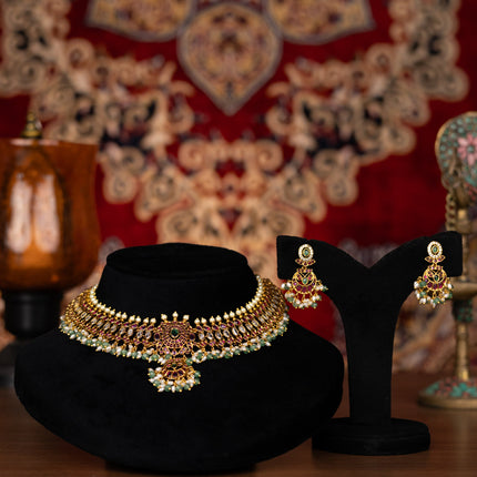 Collection image for: Antique Choker
