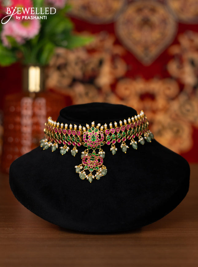 Jadau choker with jadau kemp stone and golden beads hangings