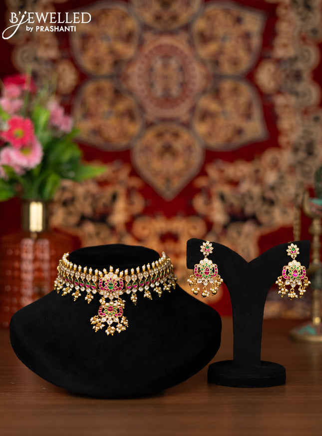 Jadau choker with jadau kemp & kundan stone and golden beads hangings