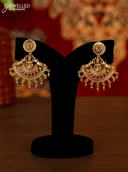 Antique choker lakshmi design with kemp & cz stones and golden beads hangings