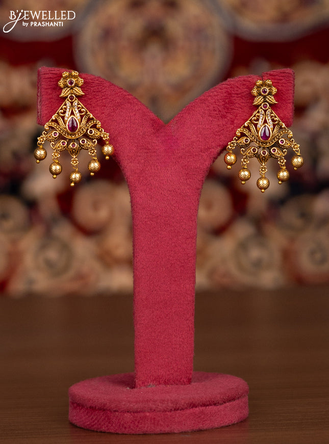 Antique haaram leaf design with pink kemp & cz stones and golden beads hangings