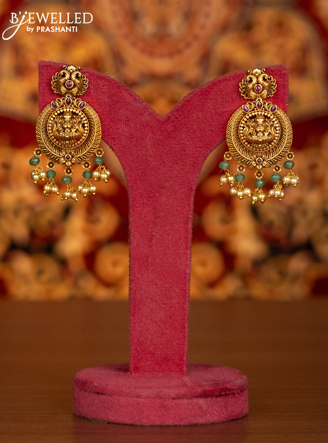 Antique necklace lakshmi pendant with pink kemp stones and pearl hangings