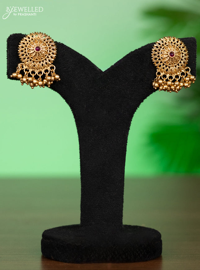 Antique attigai necklace with pink kemp stones and golden beads hangings