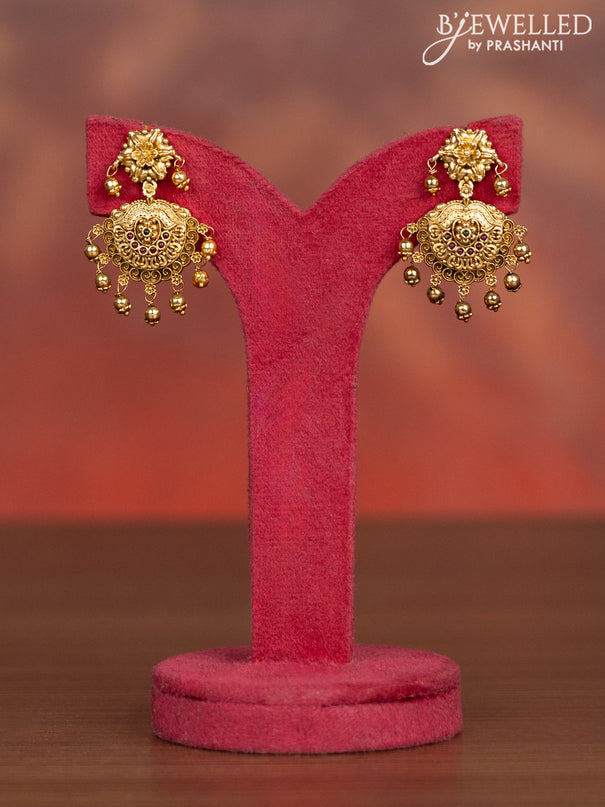 Antique haaram with kemp stones and golden beads hangings