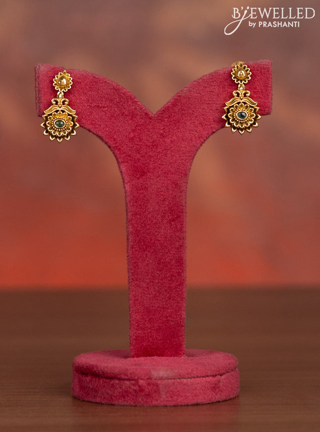 Antique haaram with kemp and kundan stones