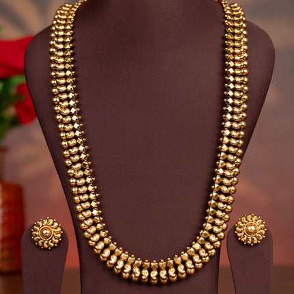 Collection image for: Antique Haaram