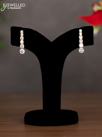 Zircon necklace with cz stones in gold finish