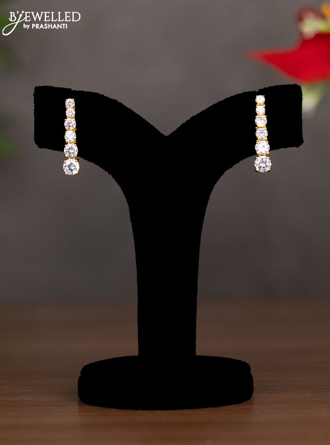 Zircon necklace with cz stones in gold finish