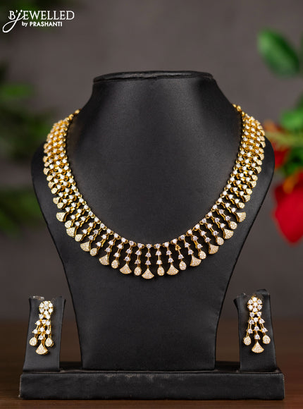 Zircon necklace with cz stones in gold finish