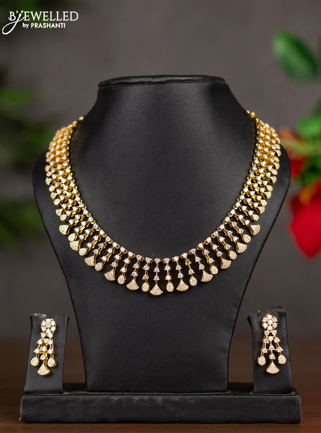 Zircon necklace with cz stones in gold finish