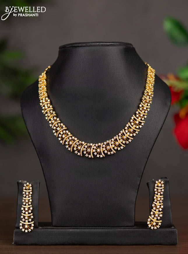 Zircon necklace with cz stones in gold finish