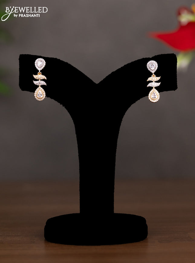 Zircon necklace with cz stones in gold finish