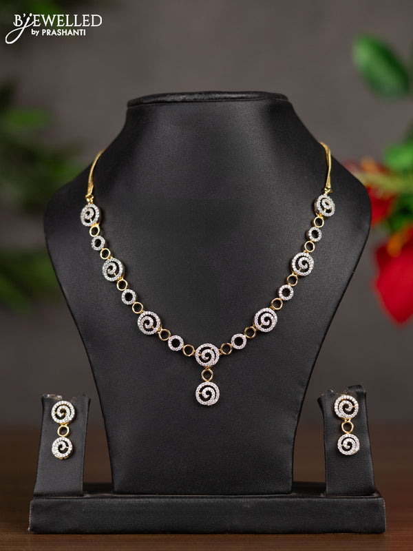 Zircon necklace with cz stones in gold finish