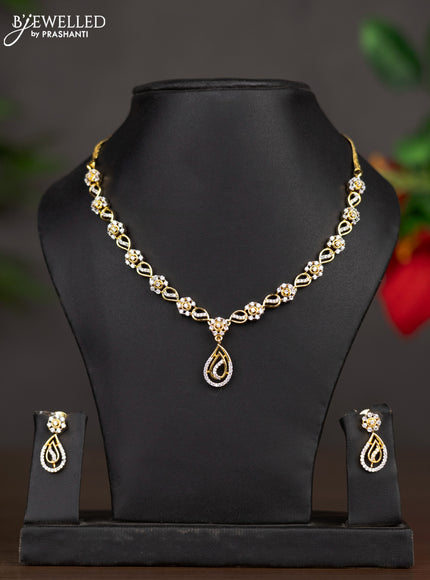 Zircon necklace with cz stones in gold finish