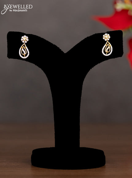 Zircon necklace with cz stones in gold finish