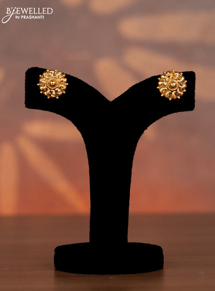 Antique necklace with simple design