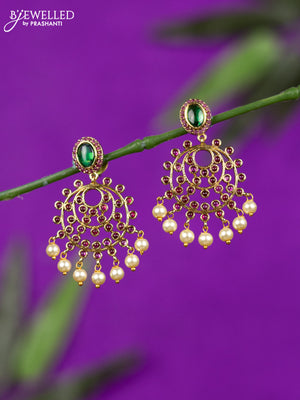 Antique earring with kemp stones and pearl hangings