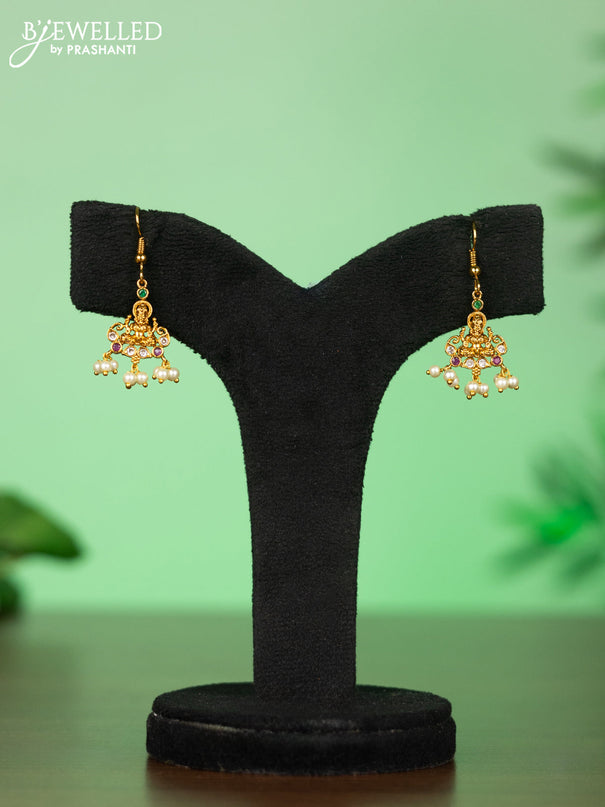 Attigai necklace with lakshmi pendant in kemp stones and pearl hanging