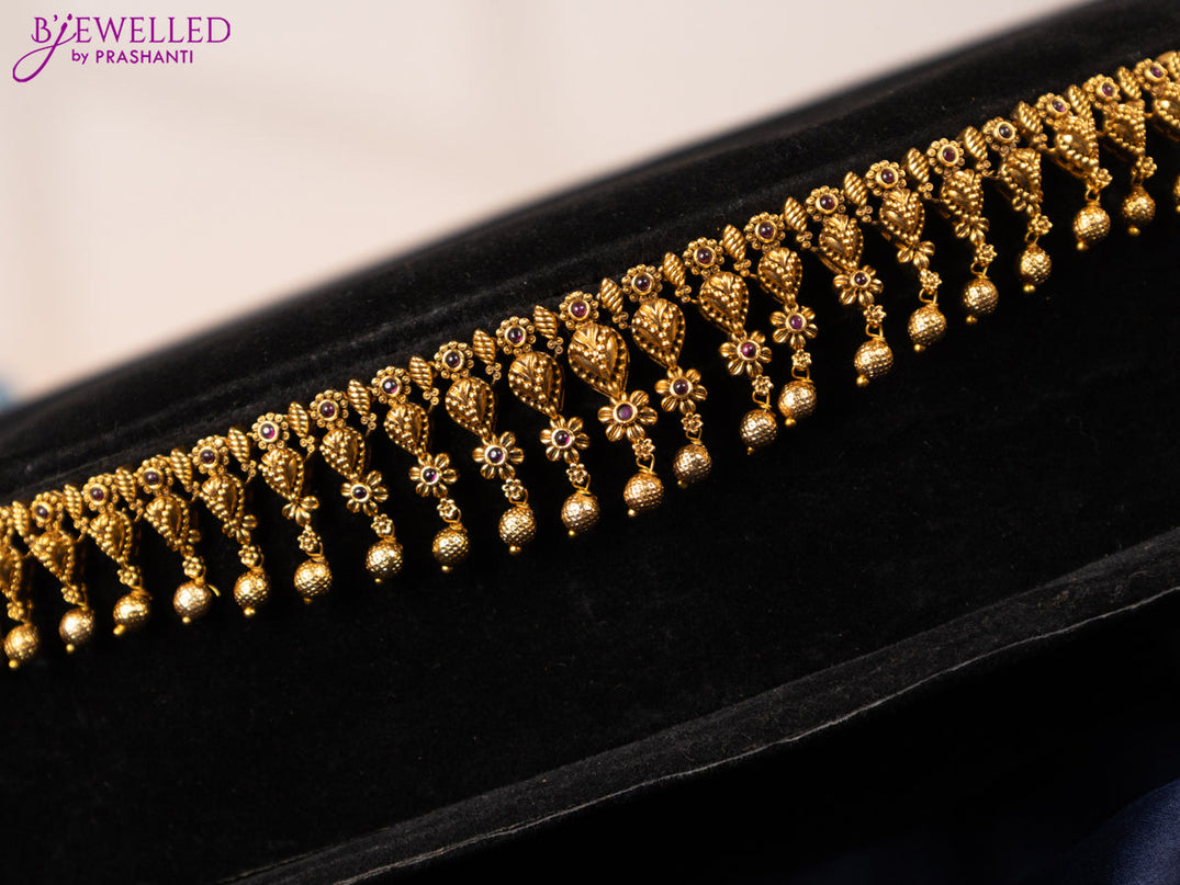 Antique hip chain floral design with pink kemp stones and golden beads hangings