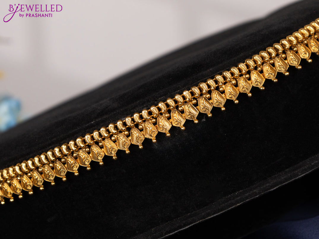 Antique hip chain with simple design