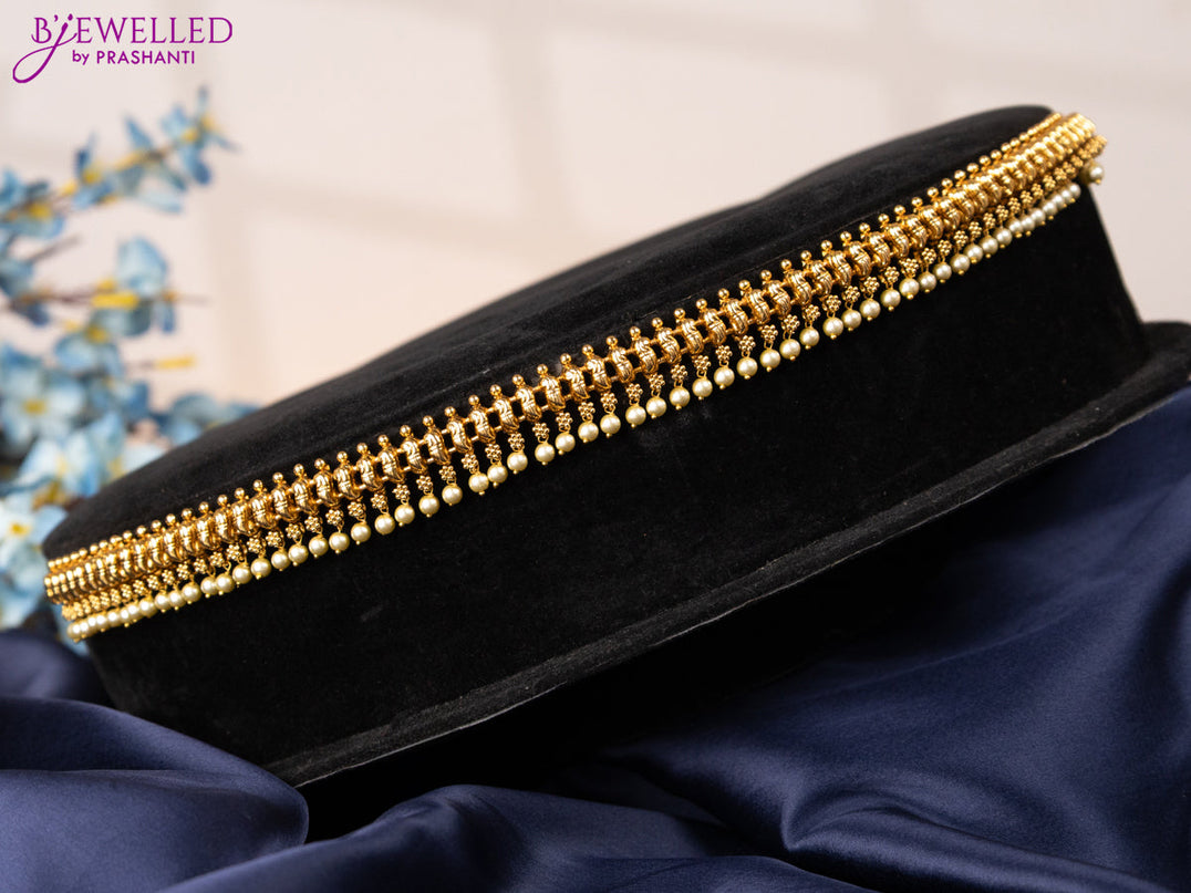 Antique hip chain with simple design and pearl hangings