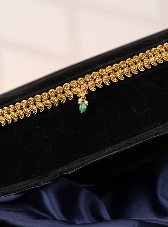 Antique hip chain with manga pattern and hangings