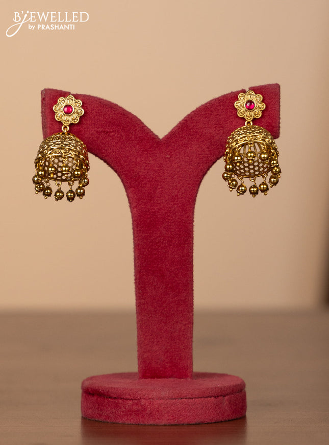 Antique necklace with kemp jadau stones