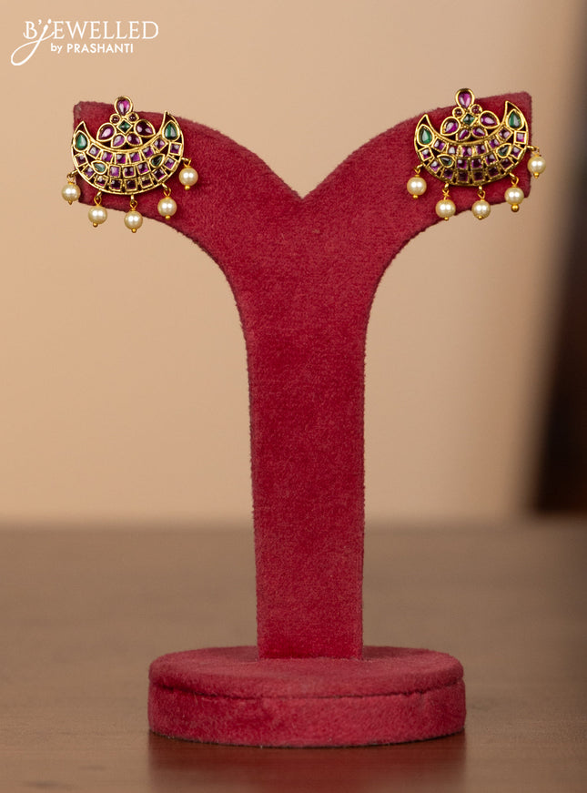 Antique necklace with kemp & kundan stones and pearl hangings