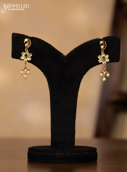 Antique guttapusalu necklace floral design with kemp & kundan stones and pearl hangings