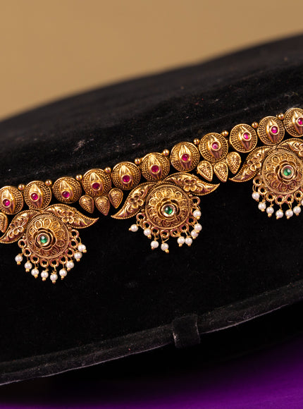 Antique hip chain circle deisgn in jadau stones and pearl hanging