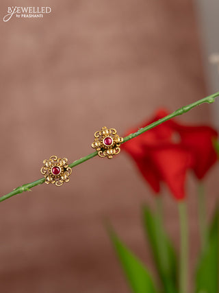 Antique earring floral deisgn in red kemp stone