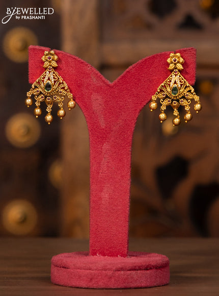 Antique necklace with kemp and cz stones in golden beads hangings