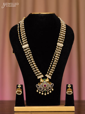 Pearl necklace elephant design with kemp and cz stones in pearl hangings