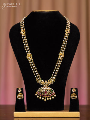 Pearl necklace peacock design with kemp and cz stones in pearl hangings