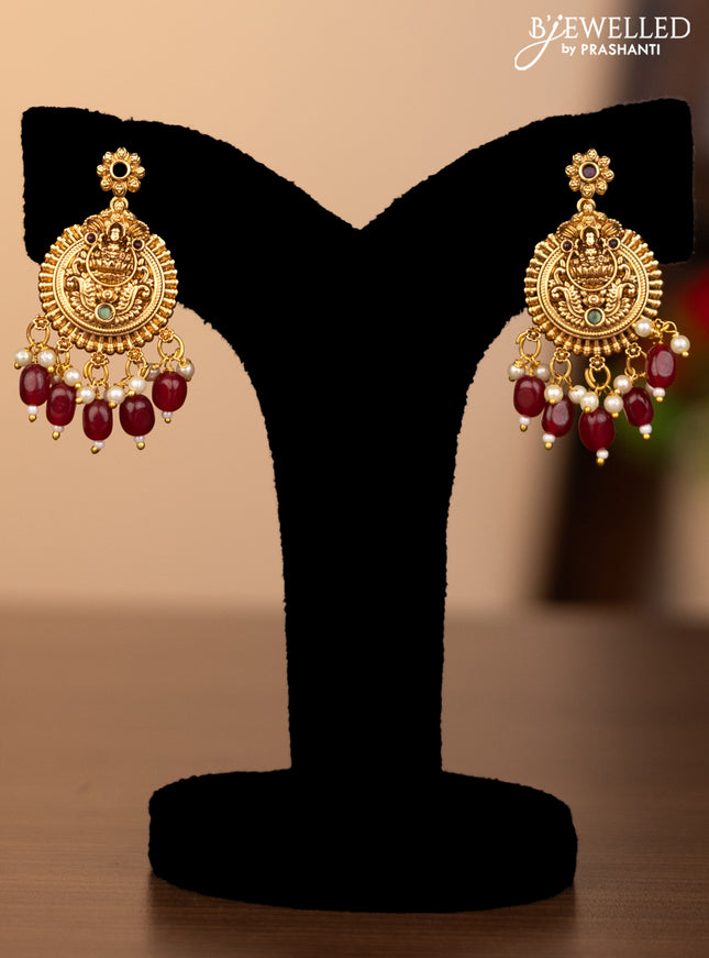 Antique necklace lakshmi pendant with kemp stones and pink beads hanging